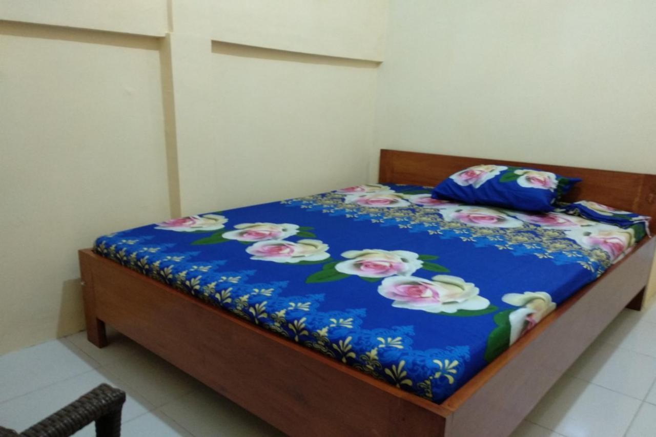 Kelapa Gading Homestay Syariah Redpartner Banyuwangi  Eksteriør billede