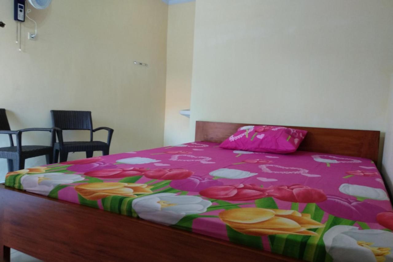 Kelapa Gading Homestay Syariah Redpartner Banyuwangi  Eksteriør billede